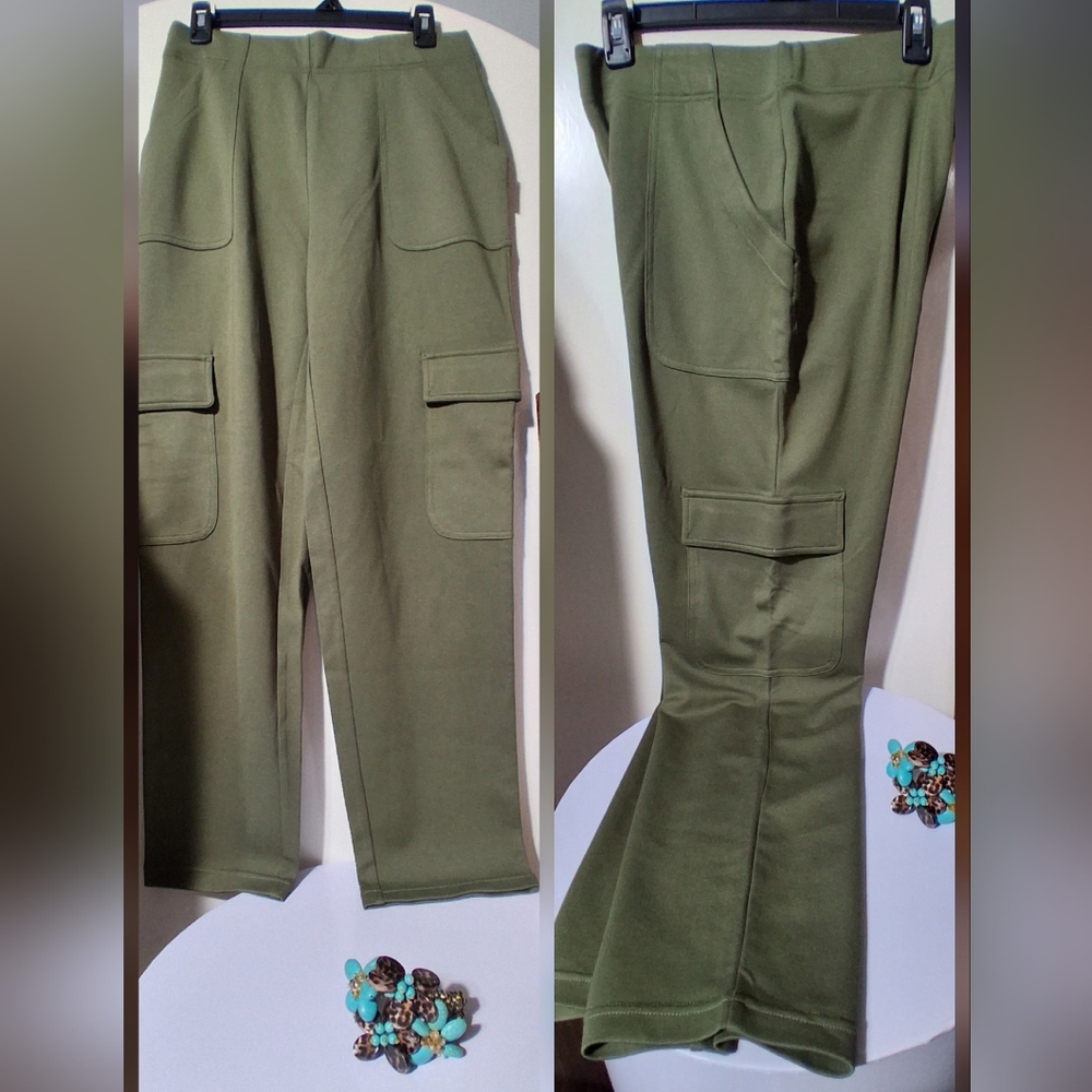 Max Studio Olive Straight Leg Pants
